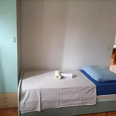 Zdenka 1 * Trogir