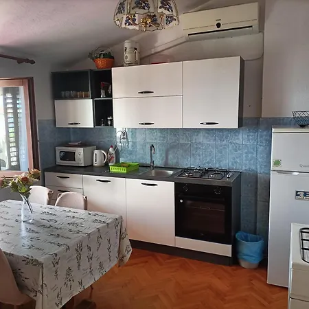 Apartman Zdenka 1 *