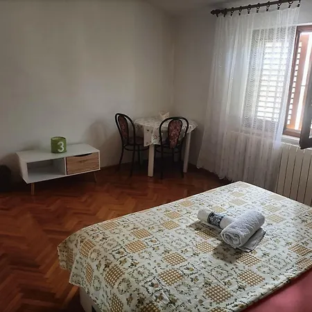 Zdenka 1 Daire Trogir