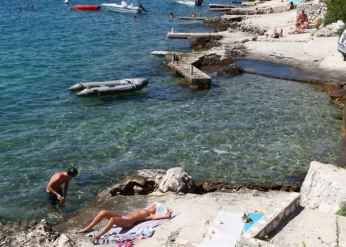 Zdenka 1 * Trogir