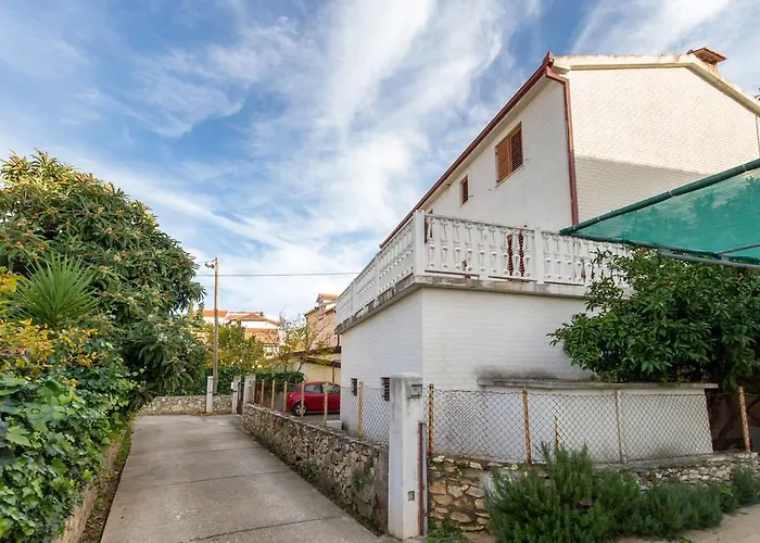 Zdenka 1 Trogir